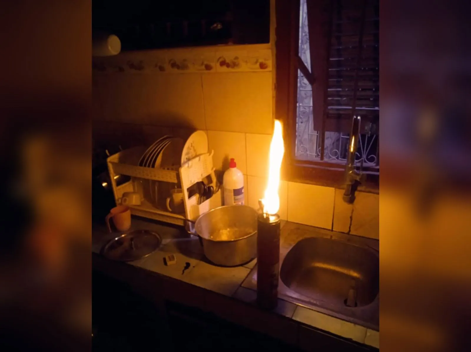 Cuba Lamp, emblema de la rudimentaria vida de los annoboneses